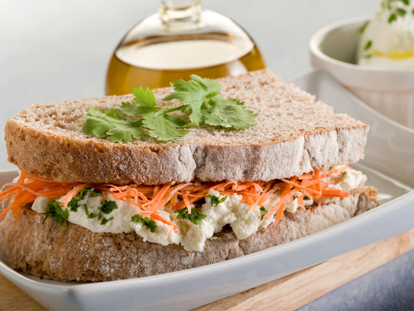 tasty chicken sandwich 