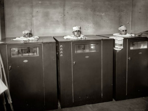 10-1436503691-16creepyvintagemedicalphot