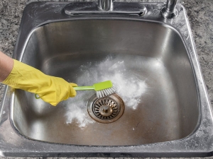 Ways To Clean A Clogged Kitchen Pipe