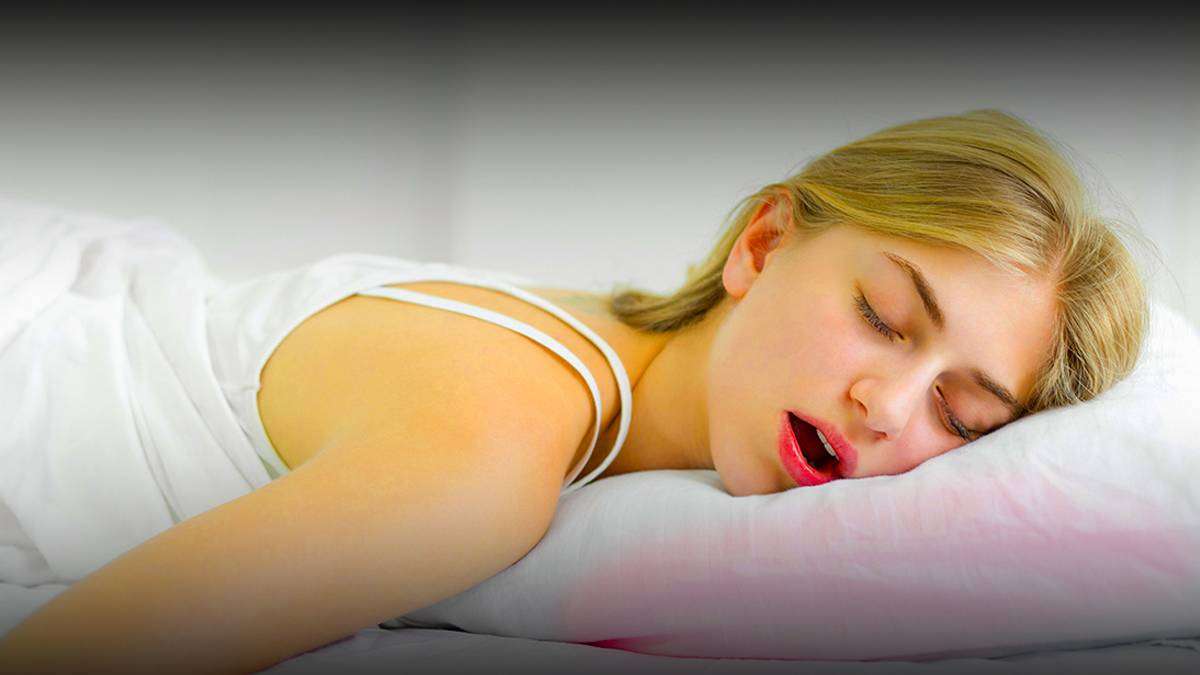 இந்த பிரச்சனை இருந்தா தான் ஒருவர் வாயை திறந்து தூங்குவாங்களாம்