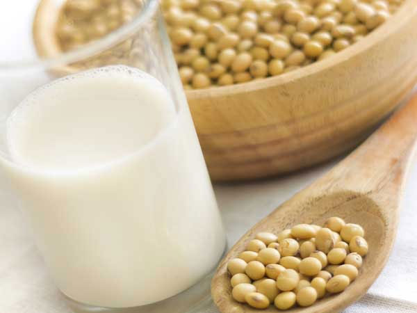 சோயா பால்