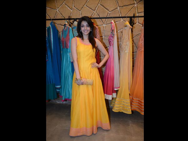 க்யூட் போஸ்