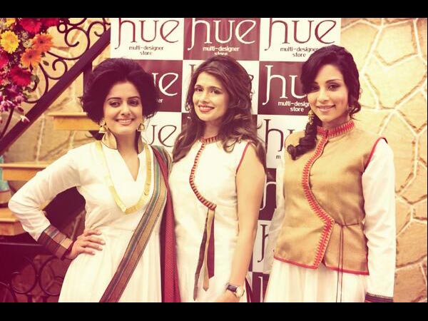 விஷாகா சிங் & அம்ரிதா பூரி