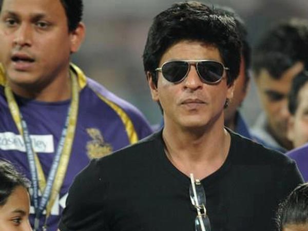 மஸ்ரூம் லுக்கில் ஷாருக்கான்