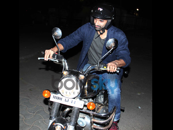 'குண்டே' சிறப்புக் காட்சியில் ஆதித்யா கபூர்