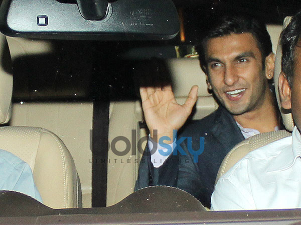 சிறப்புக் காட்சியில் ரன்வீர் சிங்