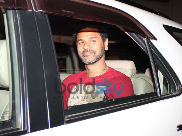 சிம்பிள் தோற்றத்தில் பிரபுதேவா