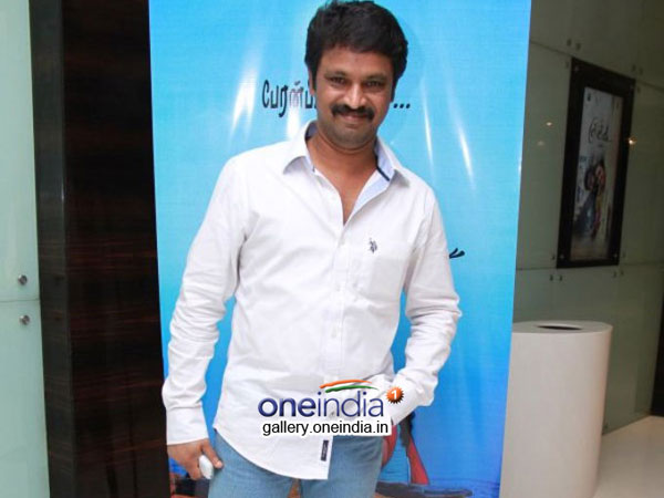 இயக்குநர் மற்றும் நடிகர் சேரன்