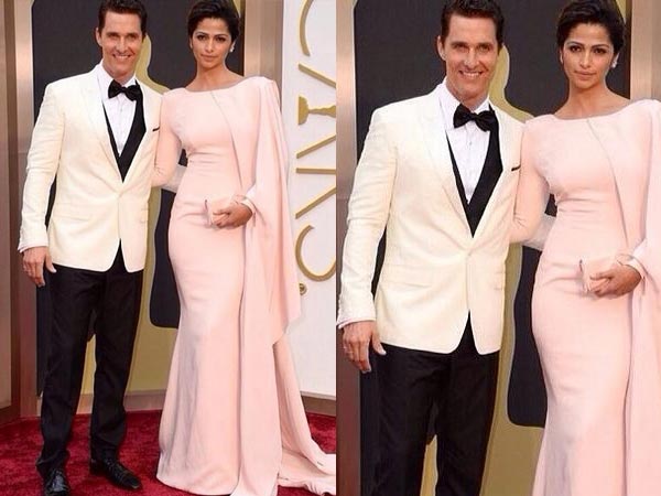 காமிளா ஆல்வெஸ் 