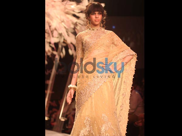 லெஹெங்கா புடவை