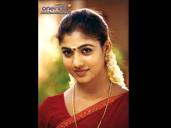 நயன்தாராவின் ஹாட் மற்றும் க்யூட் லுக்ஸ்..!