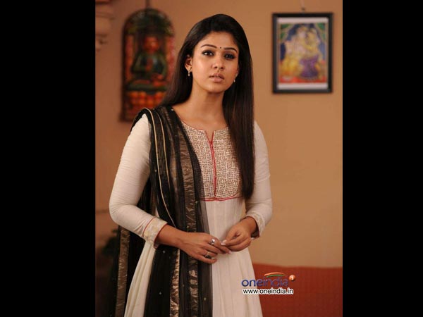 நயன்தாராவின் ஹாட் மற்றும் க்யூட் லுக்ஸ்..!