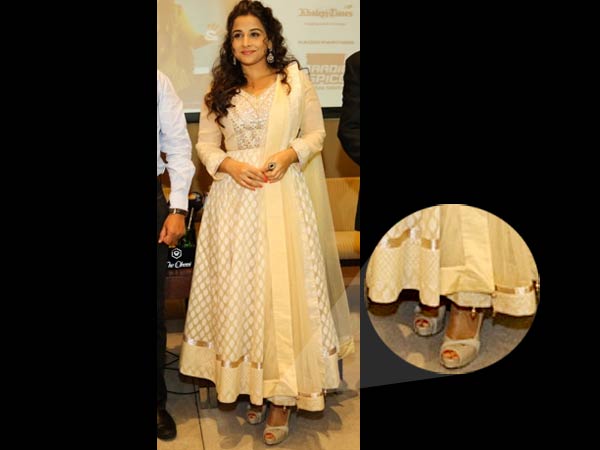 வித்யா பாலனின் காலணி