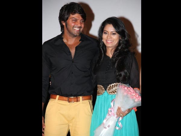 ஆர்யாவுடன் பூஜா