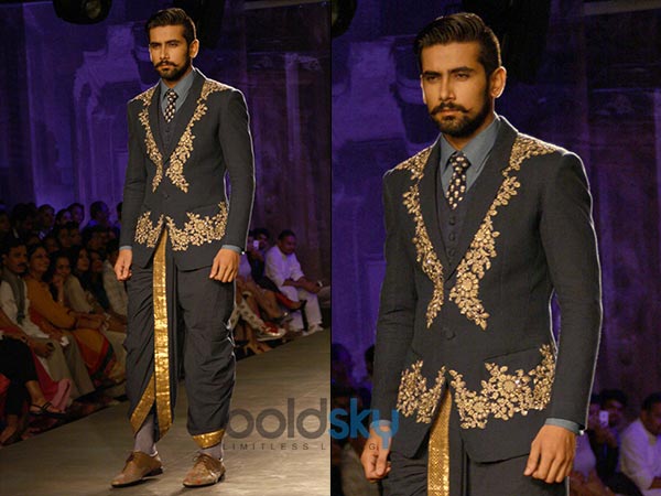 வேஷ்டி சூட்