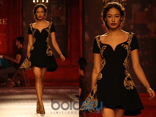 குட்டையான கருப்பு நிற ஆடை