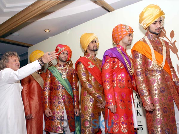 பூப்பிரிண்ட் போட்ட பந்த்கலா