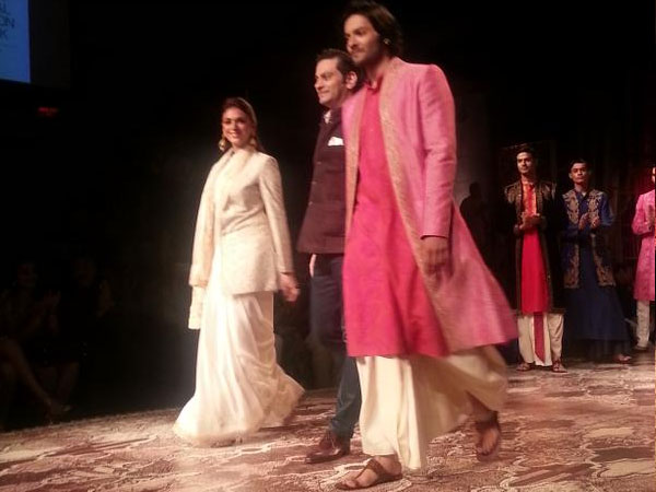 மற்றொரு ஷோஸ்டாப்பர் நடிகர் அலி ஃபாசல்