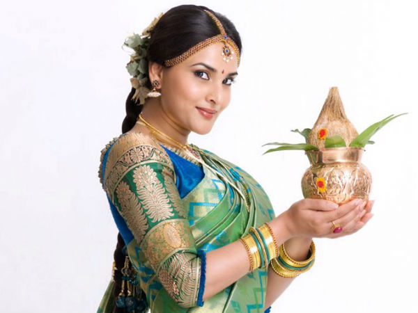 ஓவர் மேக்கப் வேணாம்