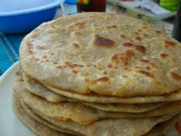 பட்டர் ஆலு பரோட்டா