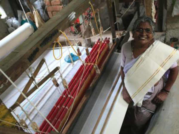 நேரியல் புடவை :