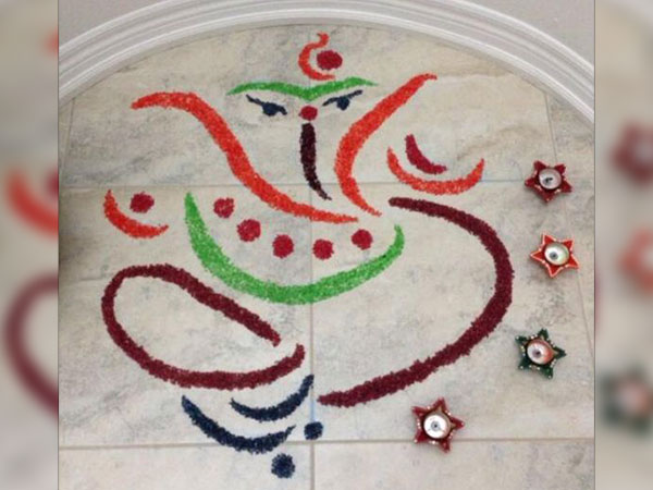 கலர்புல் அரிசி ரங்கோலி