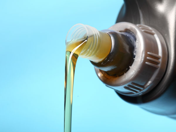 பேக்கிங் சோடா, டிடர்ஜெண்ட், மற்றும் தண்ணீர்