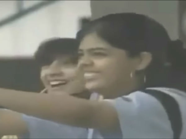 டோனி!
