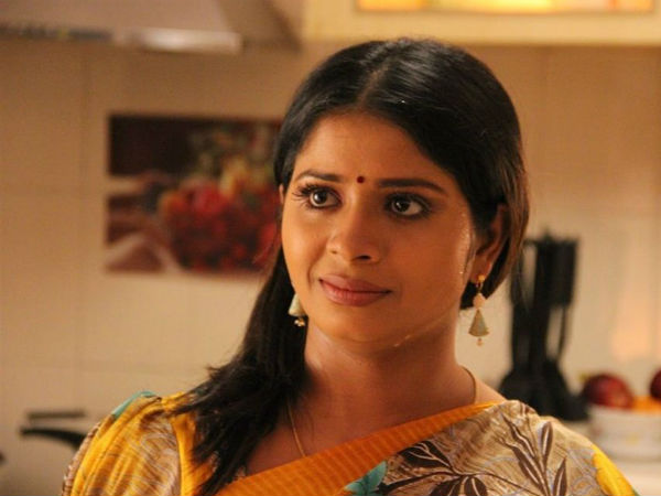 சின்னத்திரை நடிகை!