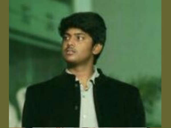 மருத்துவ மாணவர் :