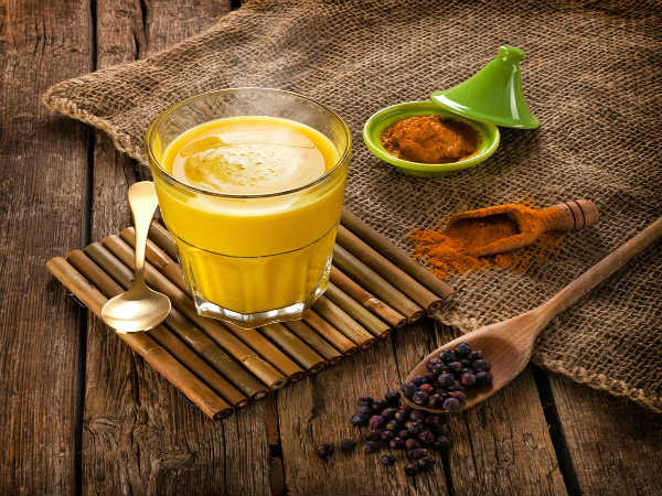 மஞ்சள் மற்றும் கருப்பு மிளகு...