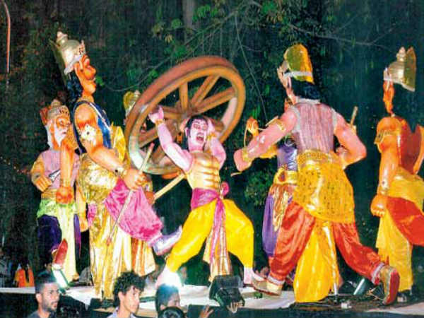 வியூகத்தினுள் அபிமன்யு