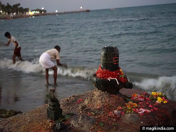 இரண்டு லிங்கம்