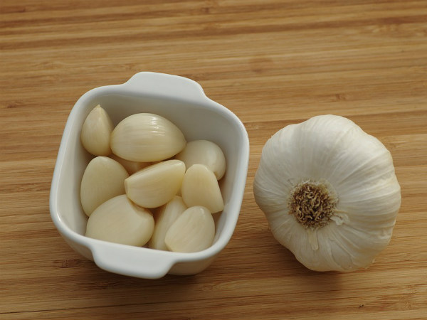 வெள்ளைப்பூண்டு