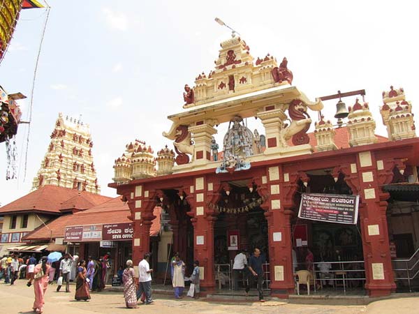 புனித விதிகள் /சடங்குகள்