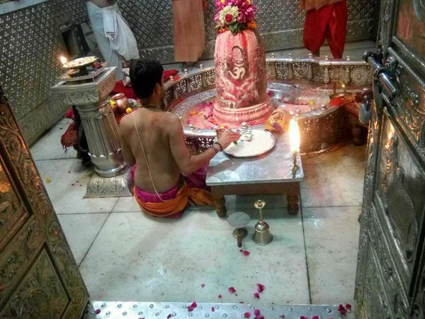 கர்ப்பகிரஹம்
