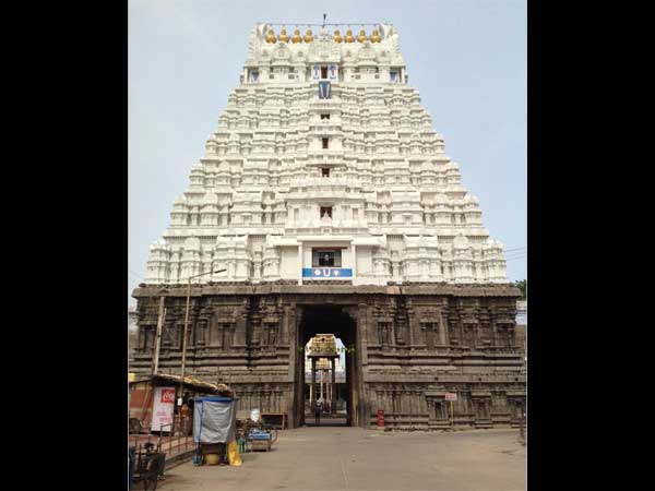 பிரதான தெய்வம்