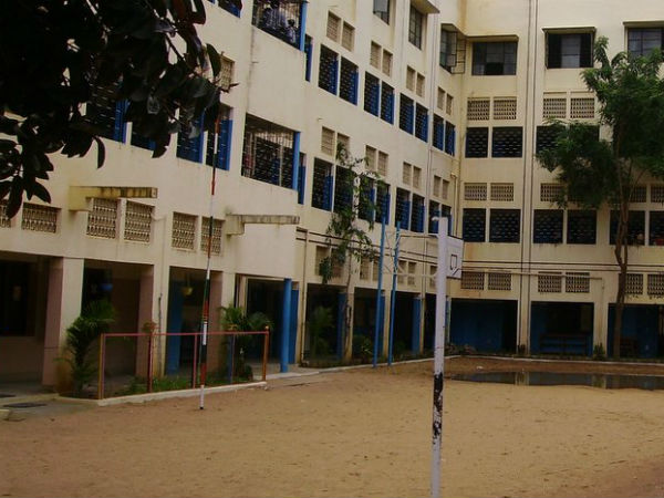 அரசுப் பள்ளிக்கூடம்
