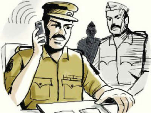 போலிஸ் வழக்குப் பதிவு