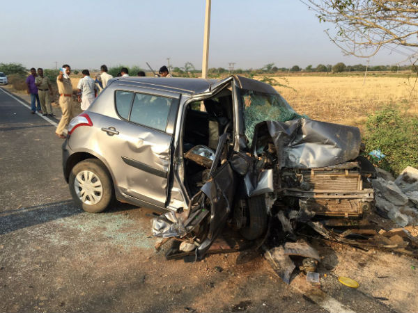 கார் விபத்து
