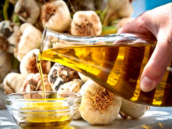 பூண்டு மற்றும் தேங்காய் எண்ணெய்