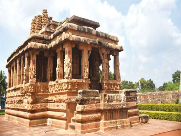 7. துர்கா தேவி ஆலயம் - ஐஹோலே