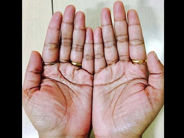 செங்குத்து கோடுகள்