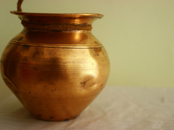 உலோகங்களை சுத்தம் செய்யும்