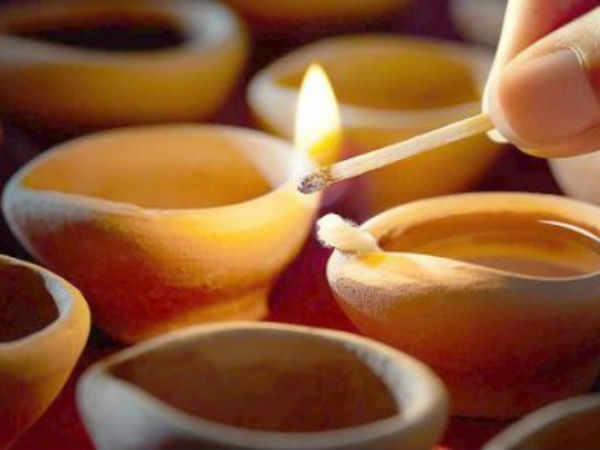 விளக்கேற்றுங்கள்