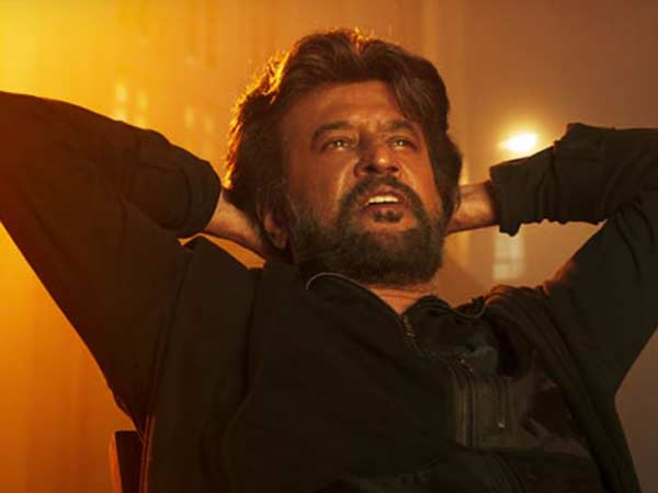 நீங்கள் மூன்றாம் நபர் கூட இல்லை போய் க்யூவில் நில்லுங்கள்