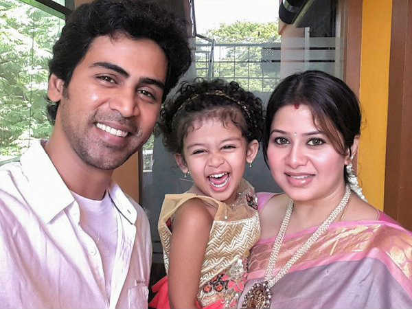 க்ரிஷ் மற்றும் சங்கீதா