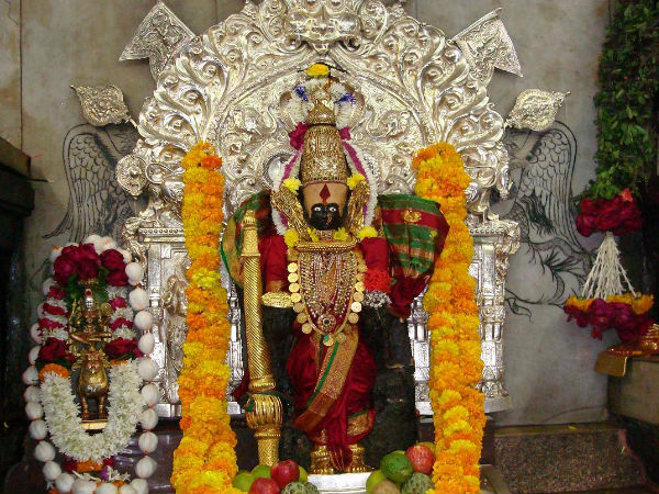 குங்குமத்தில் லட்சுமி