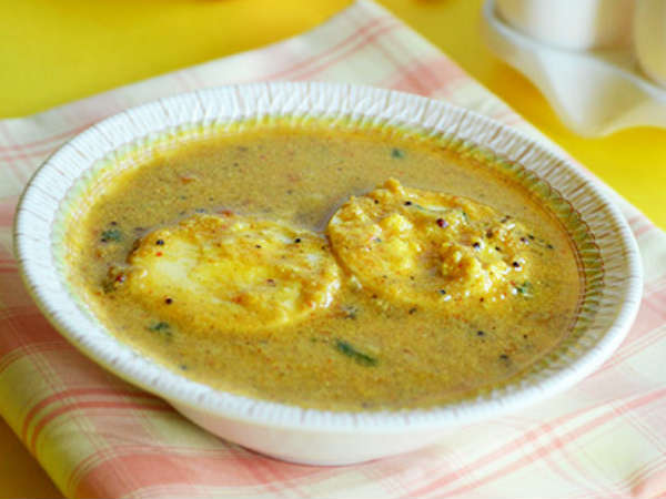 மதியம் மற்றும் இரவு உணவாக முட்டை