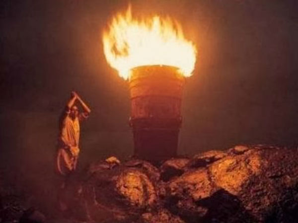 அகண்ட தீபம்